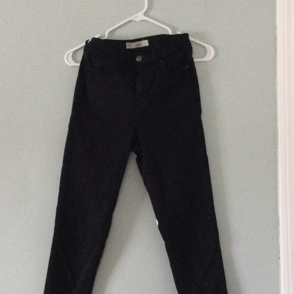 JAMIE brand - Black skinny high waisted jeans🌶